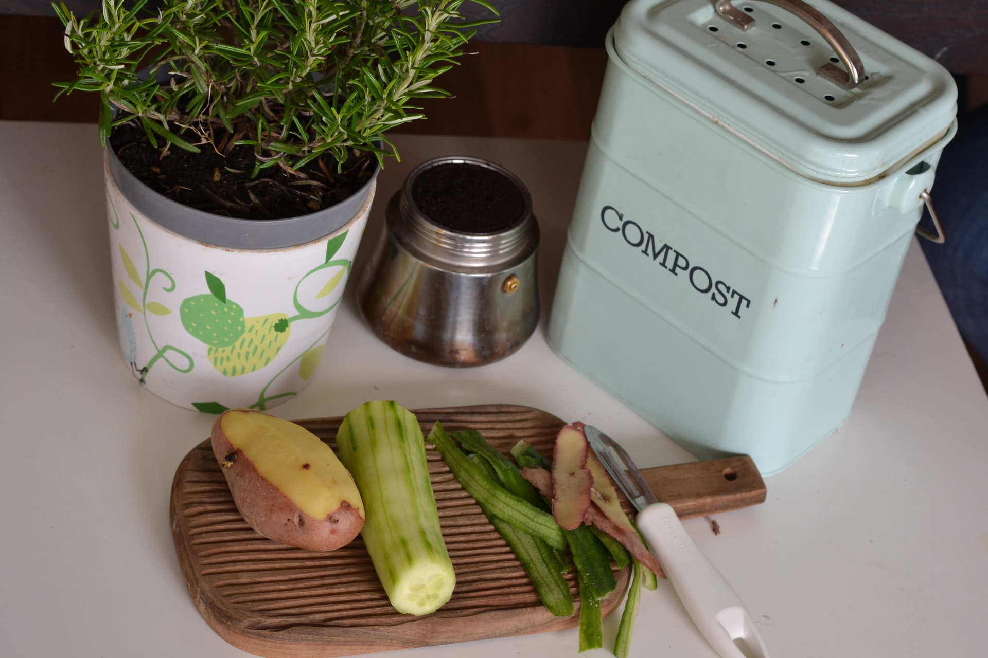 7 Best Compost Bin For Kitchen Detailed Overview