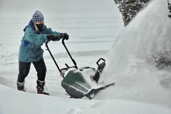 Best Cordless Snow Blowers